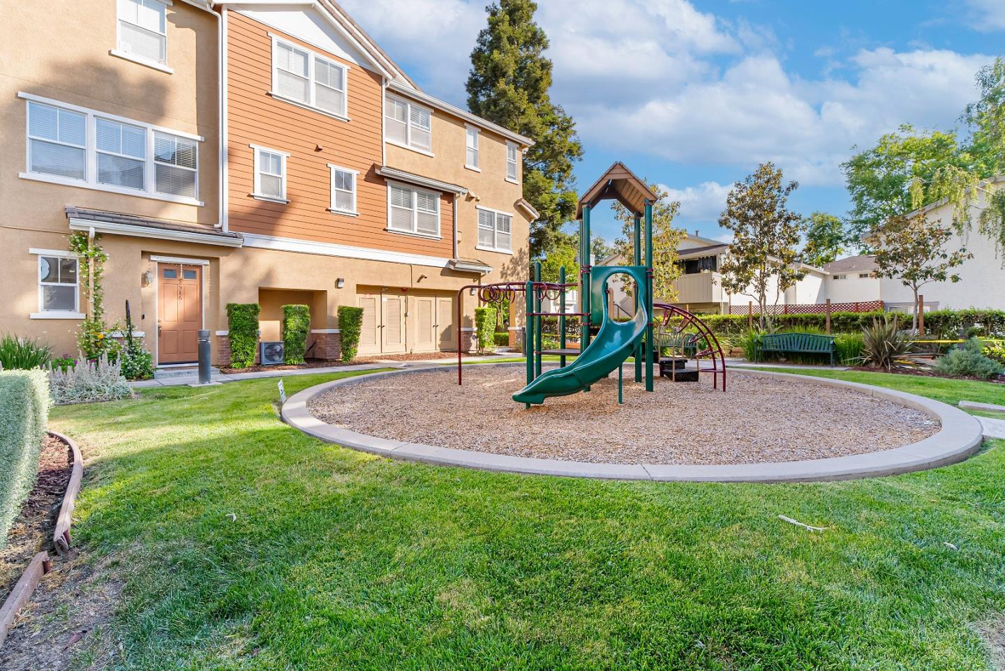 Detail Gallery Image 38 of 43 For 2504 Baton Rouge Dr, San Jose,  CA 95133 - 3 Beds | 3 Baths