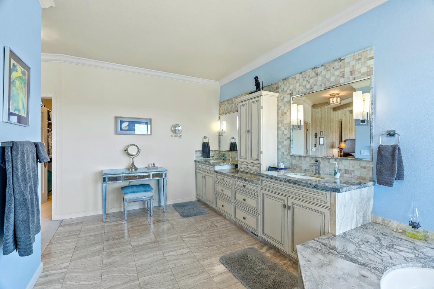 Detail Gallery Image 17 of 32 For 25611 Whip Rd, Monterey,  CA 93940 - 4 Beds | 3/1 Baths