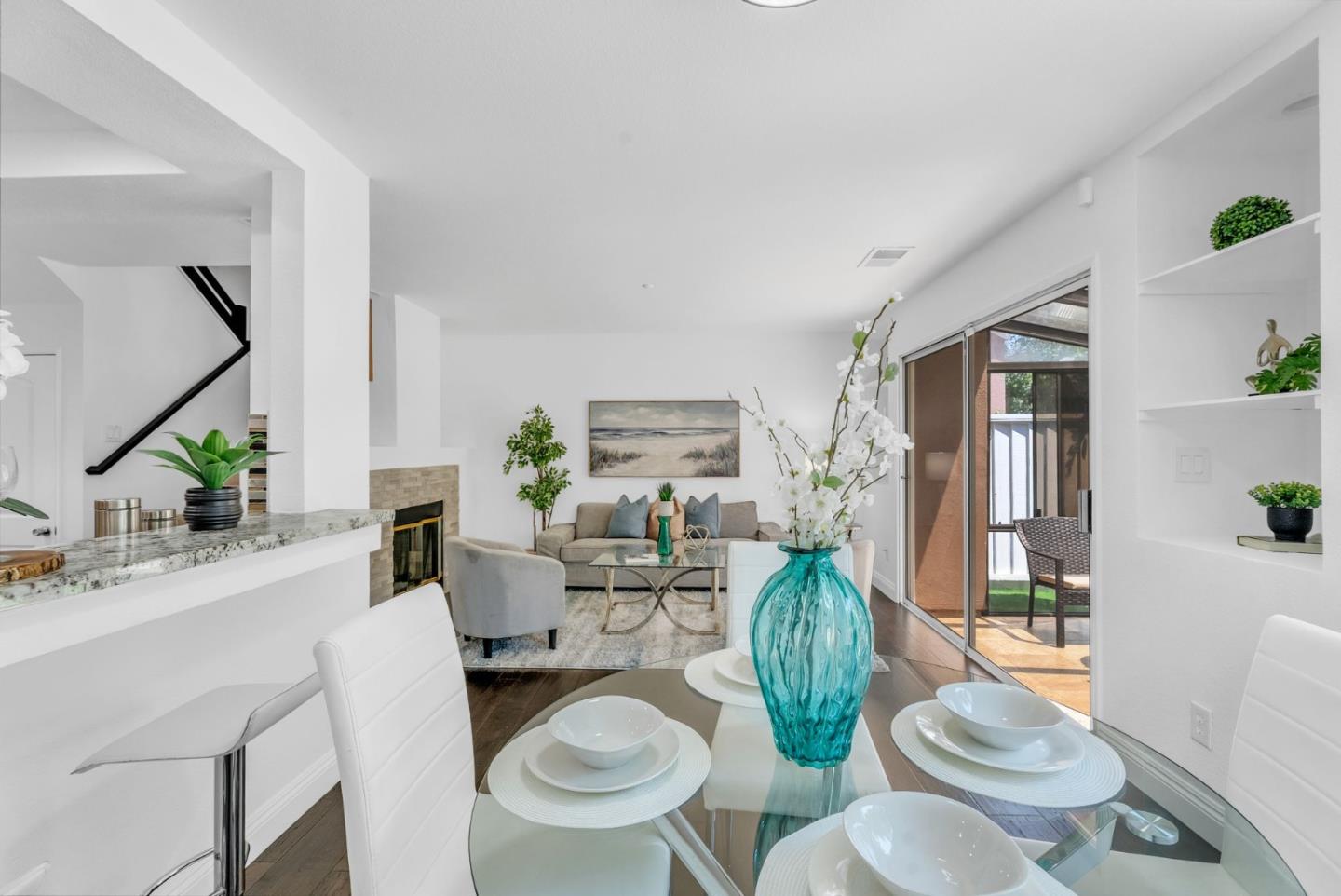 Detail Gallery Image 12 of 77 For 6901 Rodling Dr #C,  San Jose,  CA 95138 - 3 Beds | 2/1 Baths