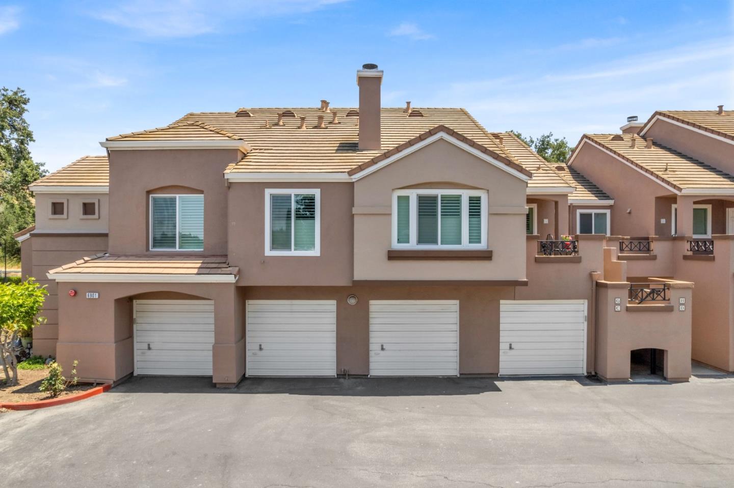 Detail Gallery Image 38 of 77 For 6901 Rodling Dr #C,  San Jose,  CA 95138 - 3 Beds | 2/1 Baths