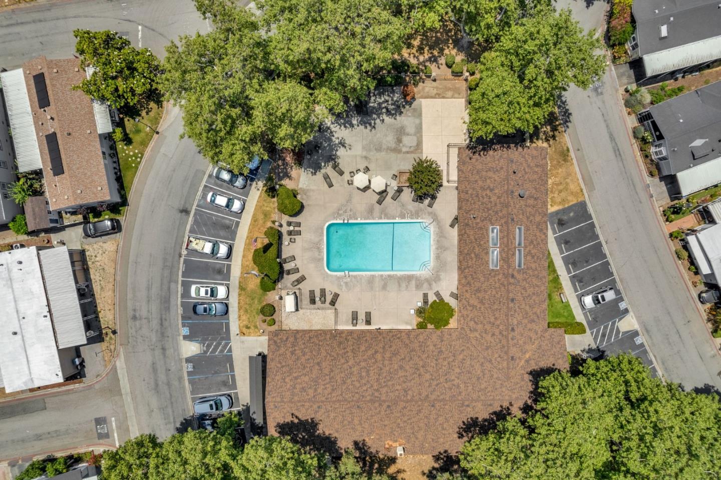 Detail Gallery Image 41 of 77 For 6901 Rodling Dr #C,  San Jose,  CA 95138 - 3 Beds | 2/1 Baths