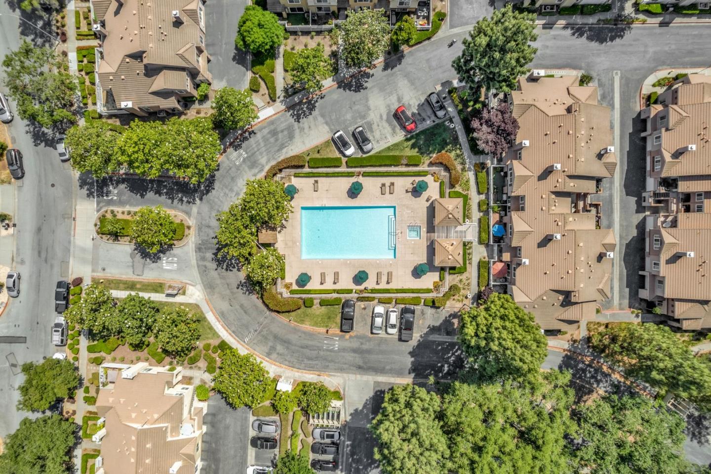 Detail Gallery Image 49 of 77 For 6901 Rodling Dr #C,  San Jose,  CA 95138 - 3 Beds | 2/1 Baths