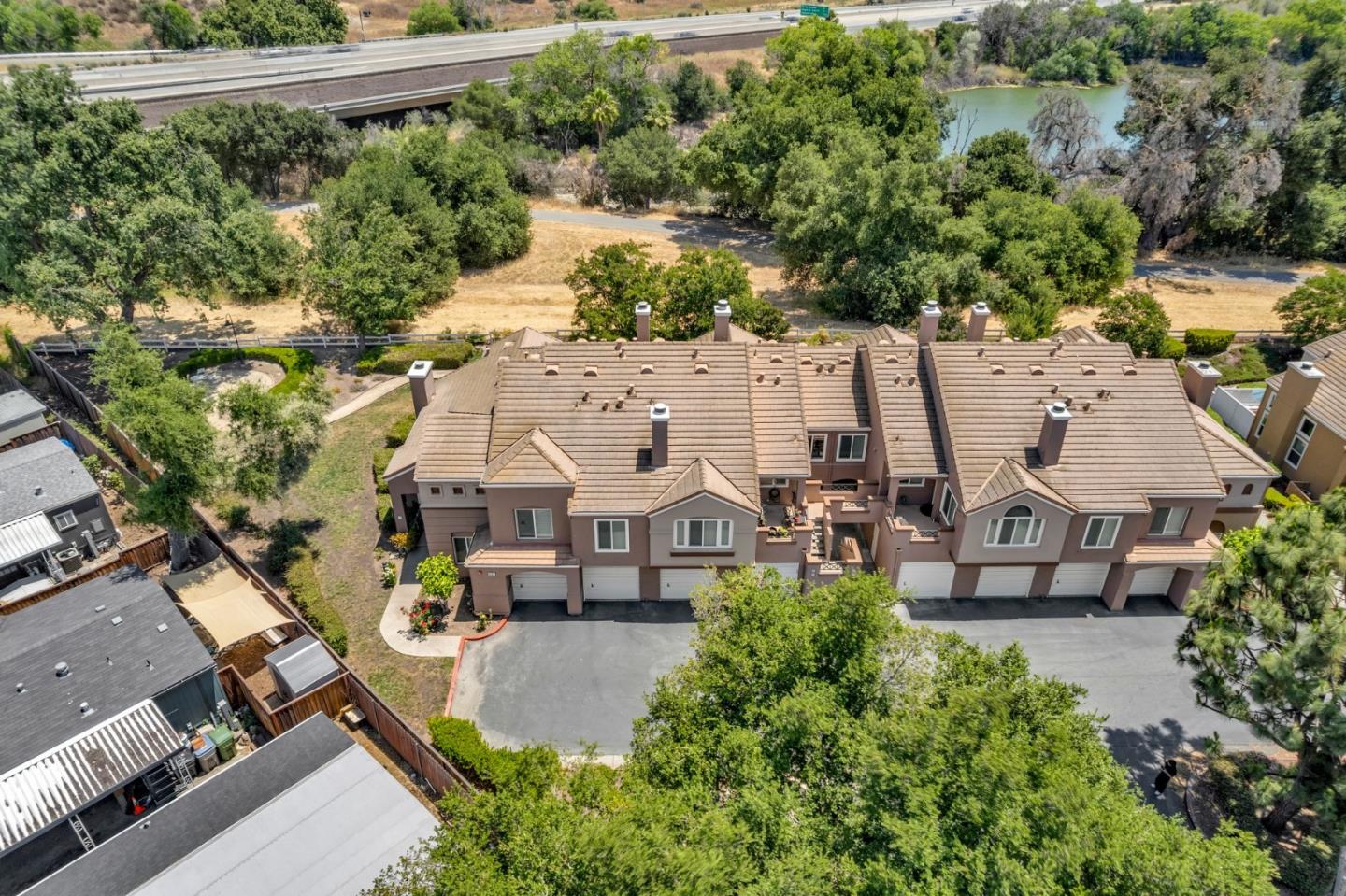 Detail Gallery Image 50 of 77 For 6901 Rodling Dr #C,  San Jose,  CA 95138 - 3 Beds | 2/1 Baths