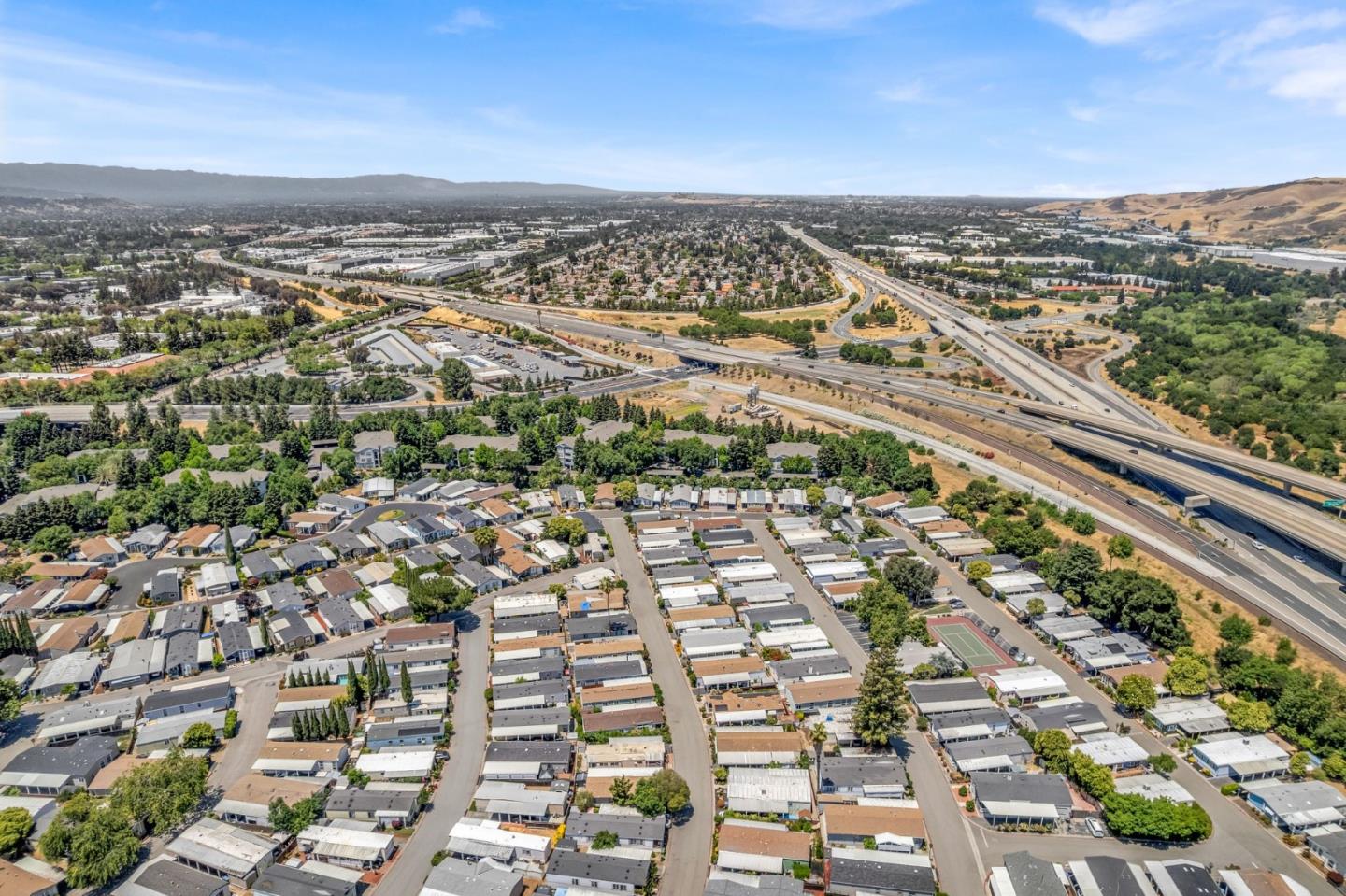 Detail Gallery Image 58 of 77 For 6901 Rodling Dr #C,  San Jose,  CA 95138 - 3 Beds | 2/1 Baths