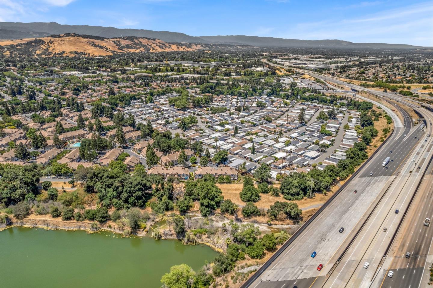 Detail Gallery Image 66 of 77 For 6901 Rodling Dr #C,  San Jose,  CA 95138 - 3 Beds | 2/1 Baths