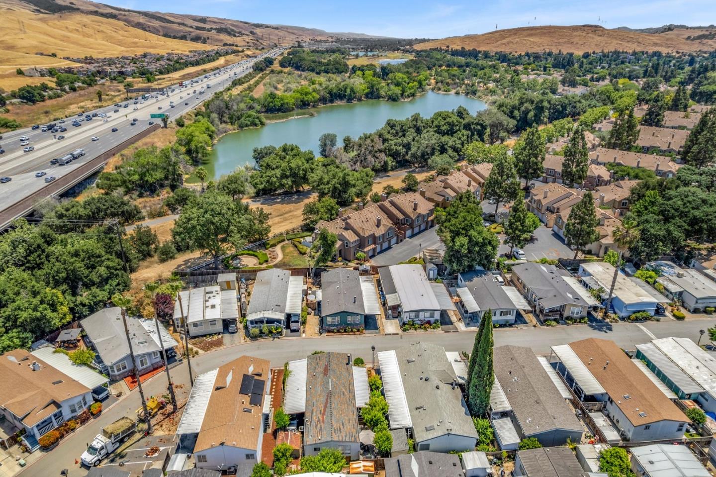 Detail Gallery Image 73 of 77 For 6901 Rodling Dr #C,  San Jose,  CA 95138 - 3 Beds | 2/1 Baths