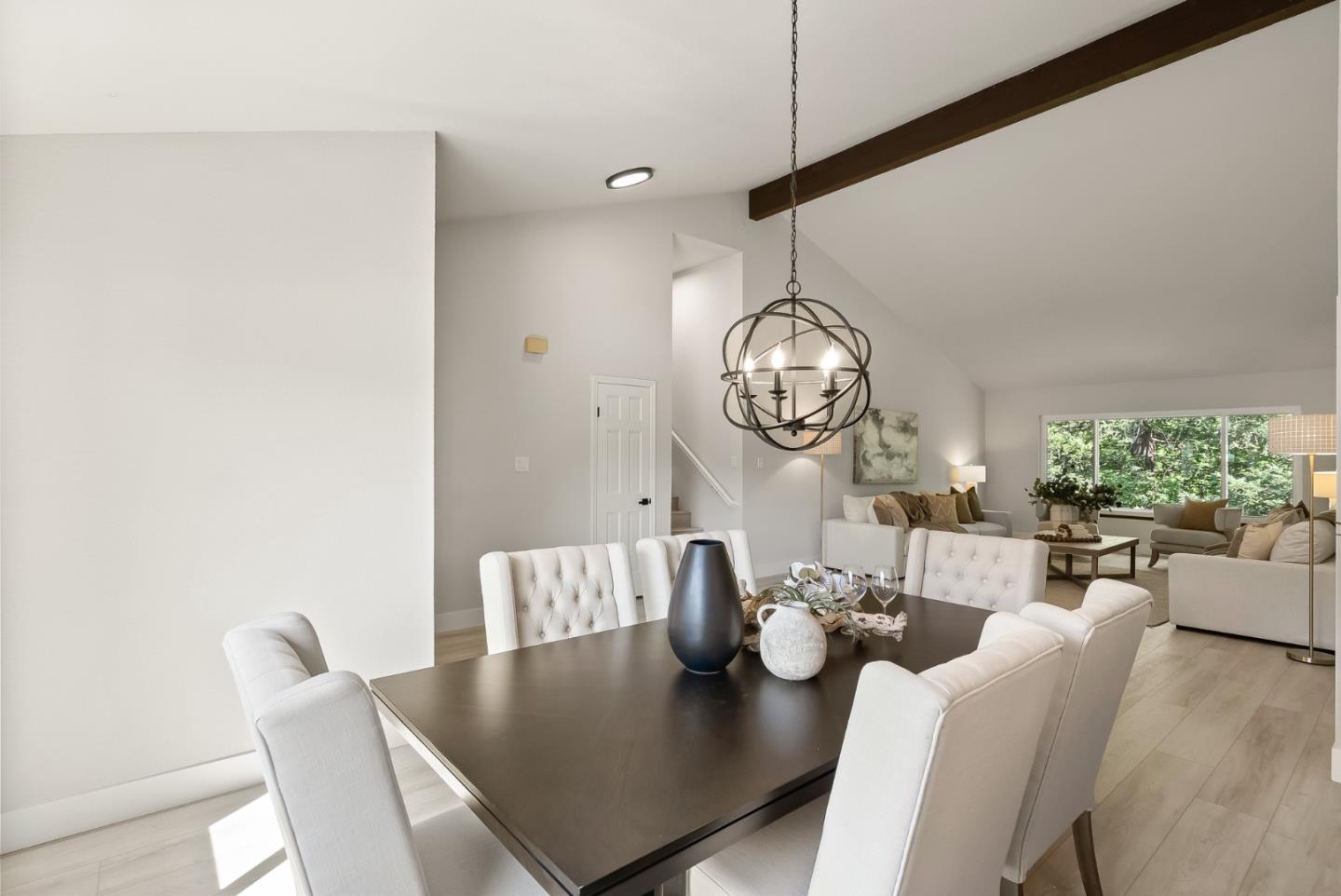 Detail Gallery Image 11 of 39 For 17151 Parkview Dr, Morgan Hill,  CA 95037 - 4 Beds | 2/1 Baths