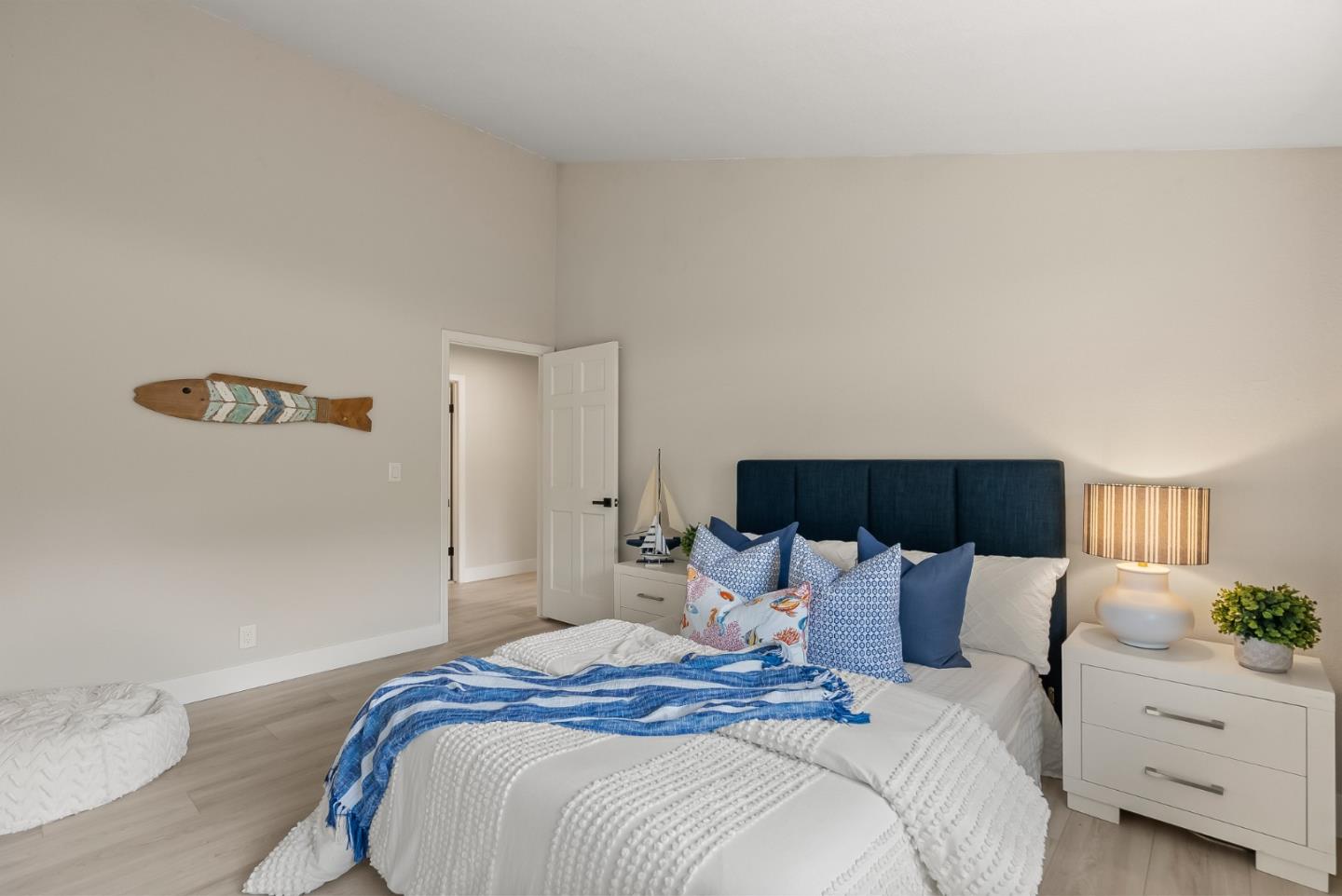 Detail Gallery Image 24 of 39 For 17151 Parkview Dr, Morgan Hill,  CA 95037 - 4 Beds | 2/1 Baths