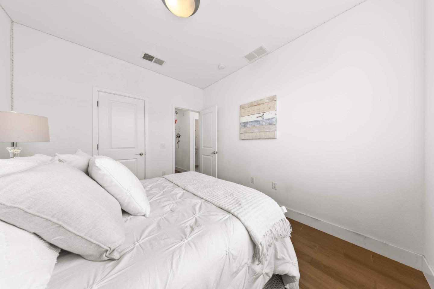 Detail Gallery Image 25 of 43 For 395 Rhythm Ln, Hayward,  CA 94544 - 4 Beds | 3/1 Baths