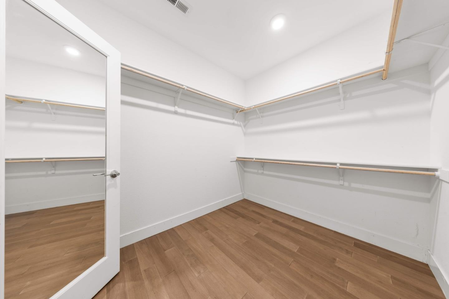 Detail Gallery Image 29 of 43 For 395 Rhythm Ln, Hayward,  CA 94544 - 4 Beds | 3/1 Baths
