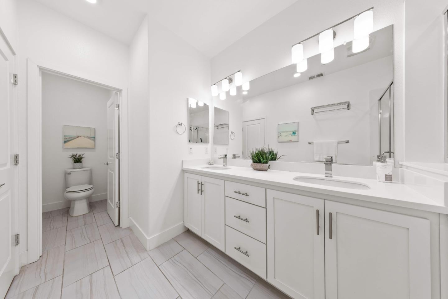 Detail Gallery Image 34 of 43 For 395 Rhythm Ln, Hayward,  CA 94544 - 4 Beds | 3/1 Baths
