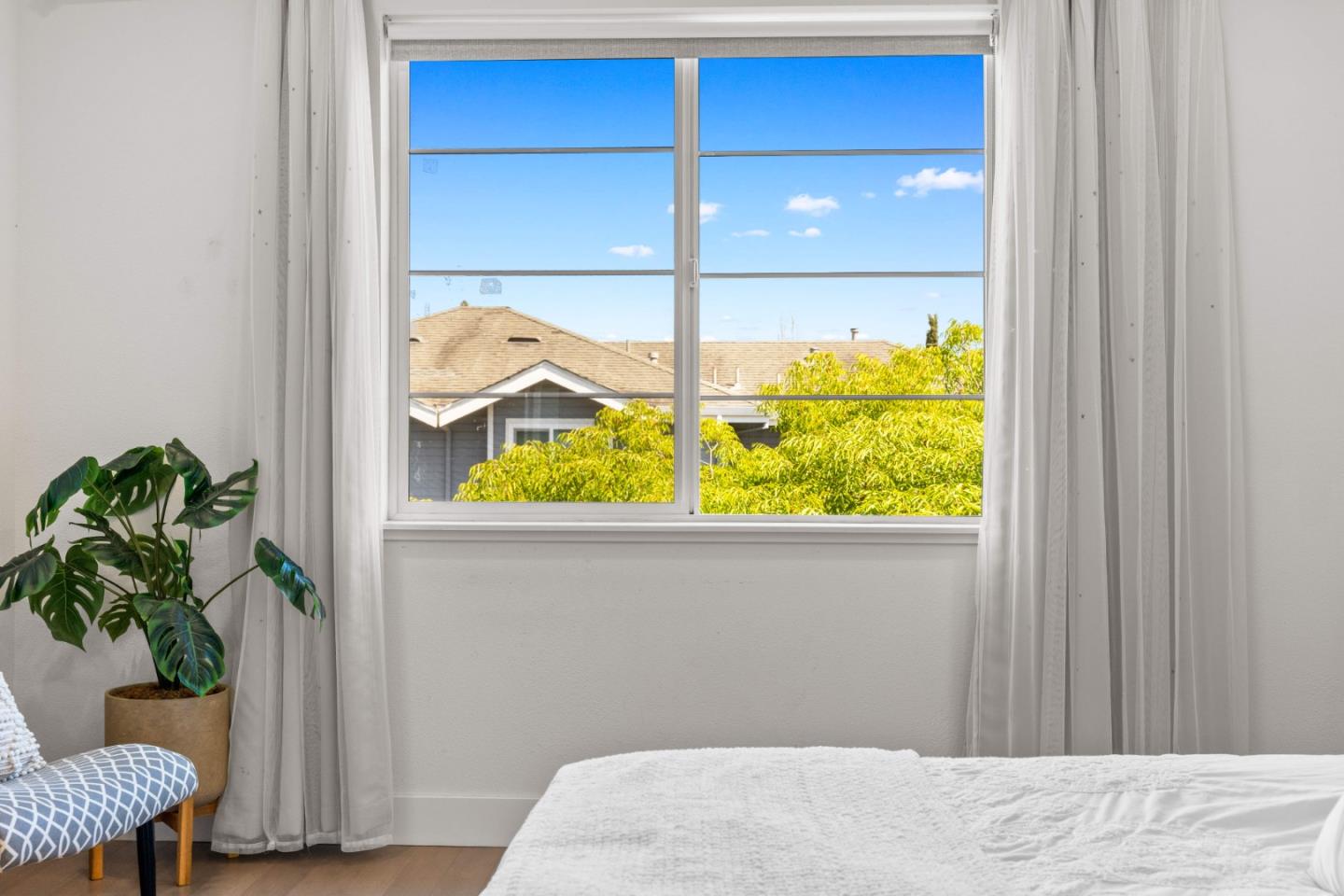 Detail Gallery Image 35 of 43 For 395 Rhythm Ln, Hayward,  CA 94544 - 4 Beds | 3/1 Baths
