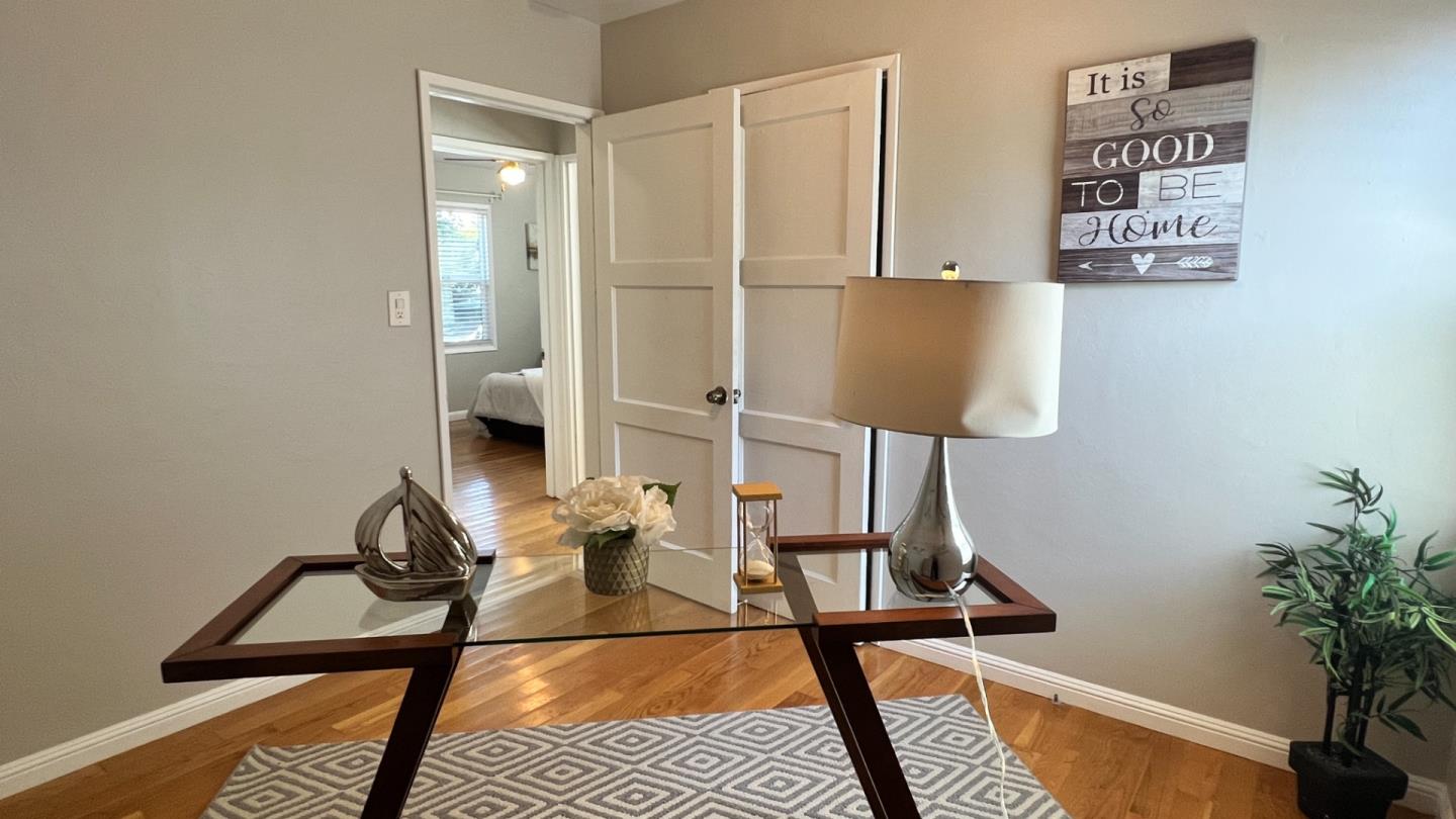 Detail Gallery Image 24 of 67 For 15958 via Descanso, San Lorenzo,  CA 94580 - 4 Beds | 2 Baths