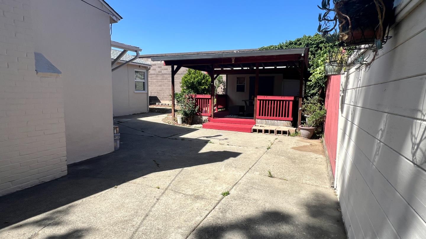 Detail Gallery Image 43 of 67 For 15958 via Descanso, San Lorenzo,  CA 94580 - 4 Beds | 2 Baths