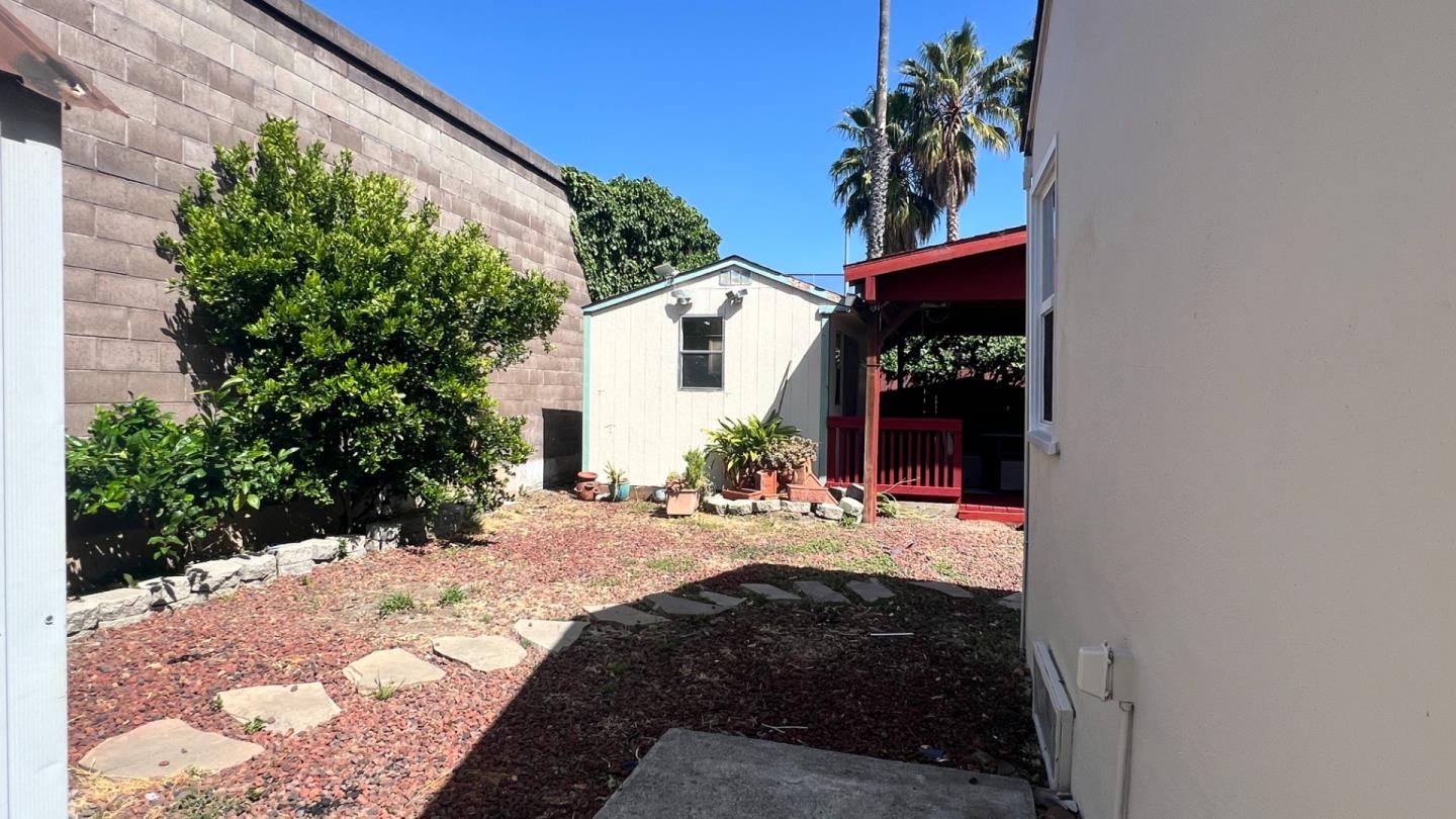 Detail Gallery Image 49 of 67 For 15958 via Descanso, San Lorenzo,  CA 94580 - 4 Beds | 2 Baths