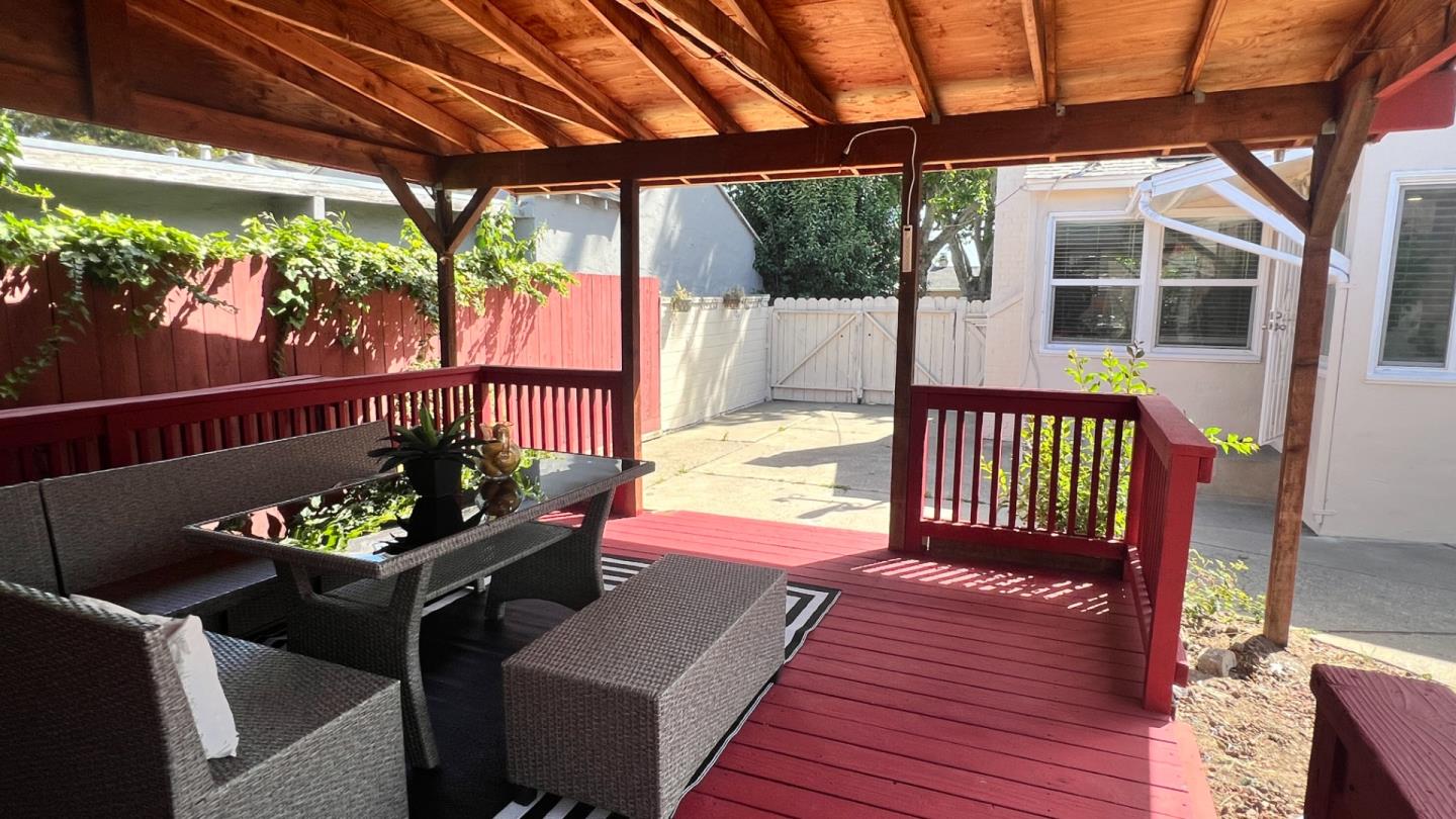 Detail Gallery Image 51 of 67 For 15958 via Descanso, San Lorenzo,  CA 94580 - 4 Beds | 2 Baths