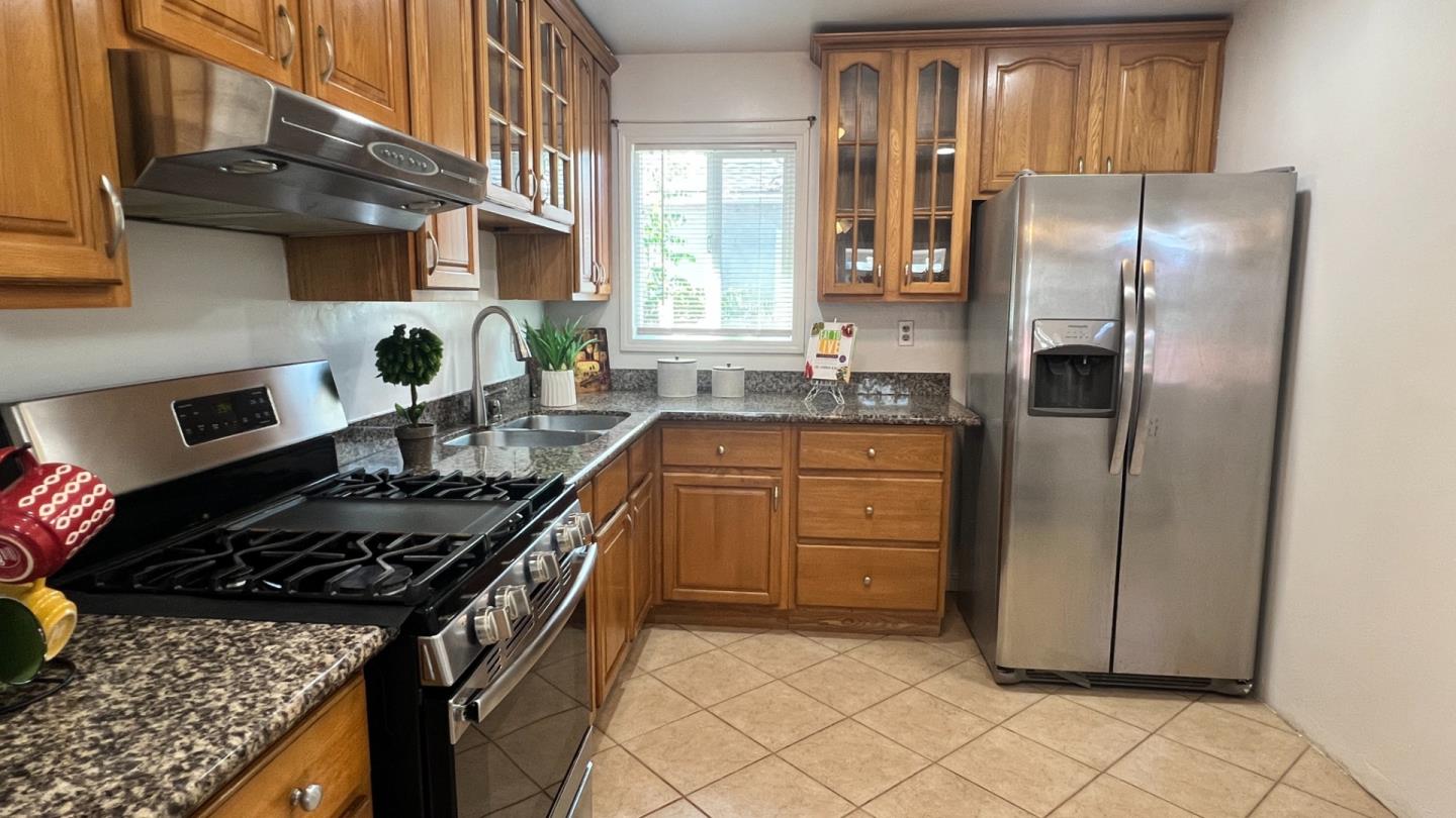 Detail Gallery Image 52 of 67 For 15958 via Descanso, San Lorenzo,  CA 94580 - 4 Beds | 2 Baths