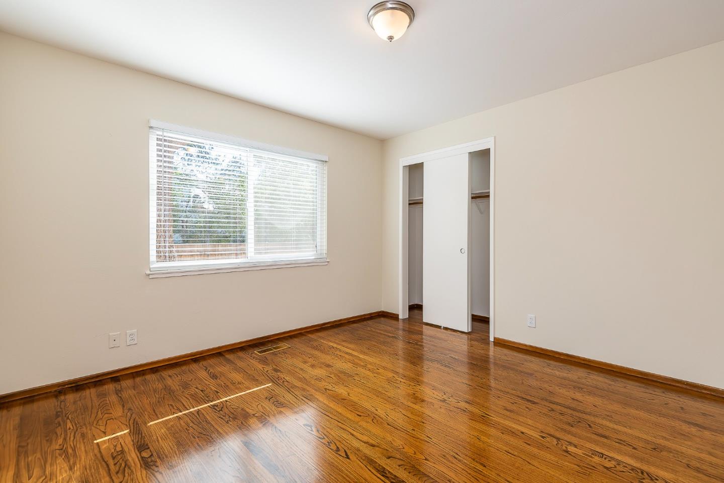 Detail Gallery Image 23 of 44 For 810 Cambridge Ave, Menlo Park,  CA 94025 - – Beds | – Baths
