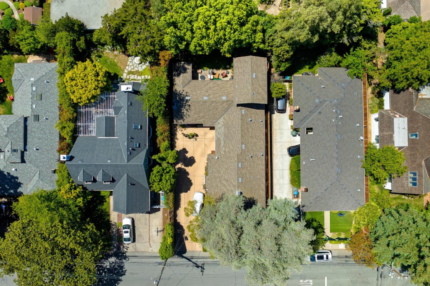 Detail Gallery Image 32 of 44 For 810 Cambridge Ave, Menlo Park,  CA 94025 - – Beds | – Baths