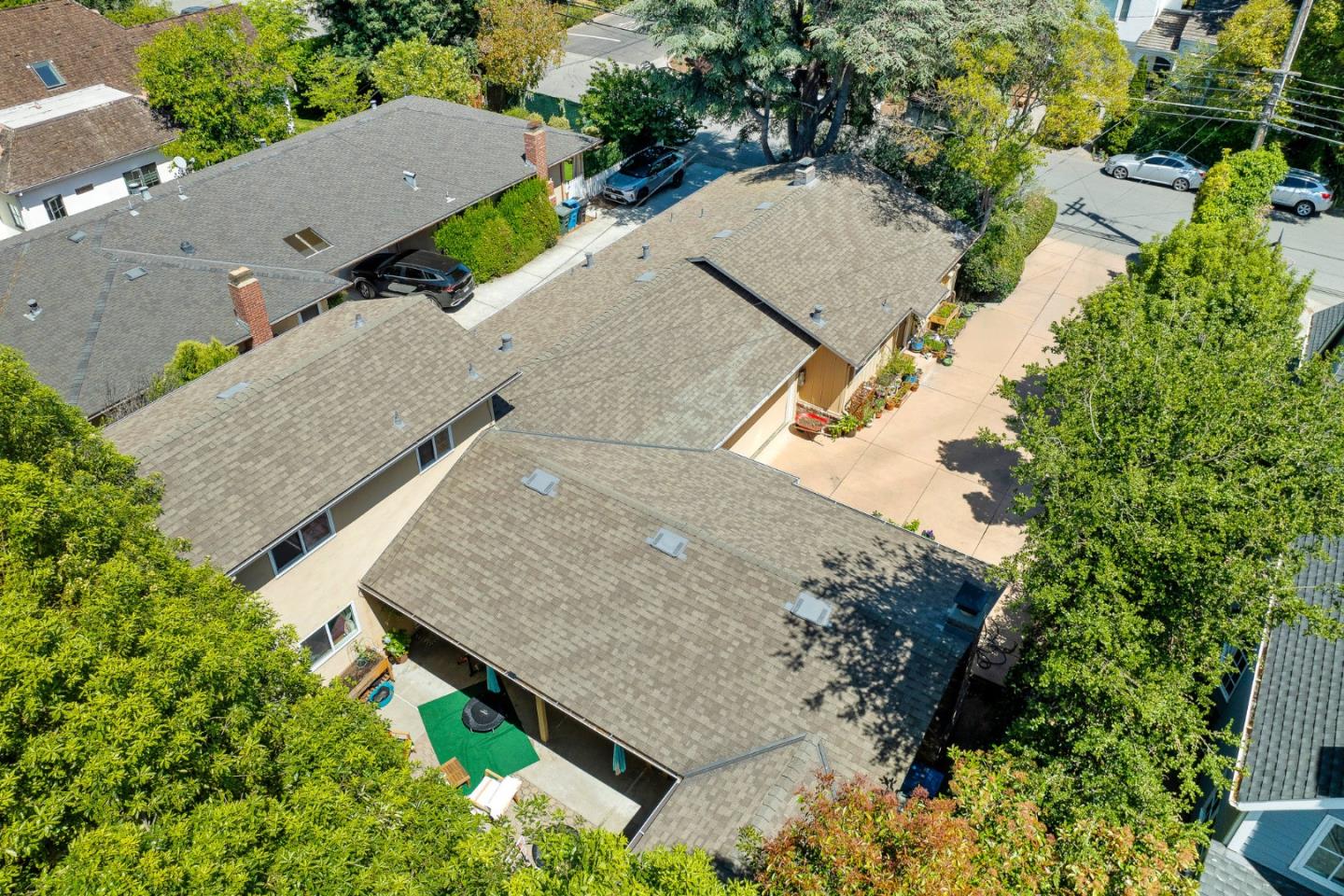 Detail Gallery Image 34 of 44 For 810 Cambridge Ave, Menlo Park,  CA 94025 - – Beds | – Baths