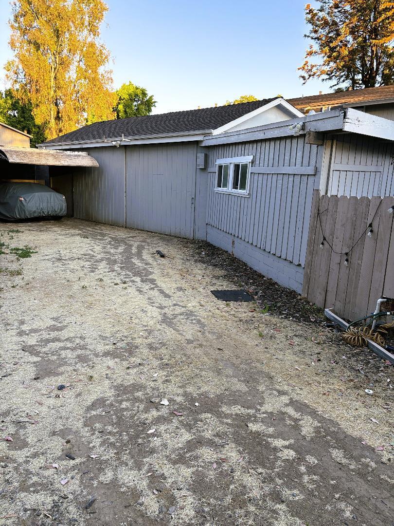 Detail Gallery Image 20 of 27 For 1966 Almaden Rd, San Jose,  CA 95125 - 3 Beds | 1/1 Baths