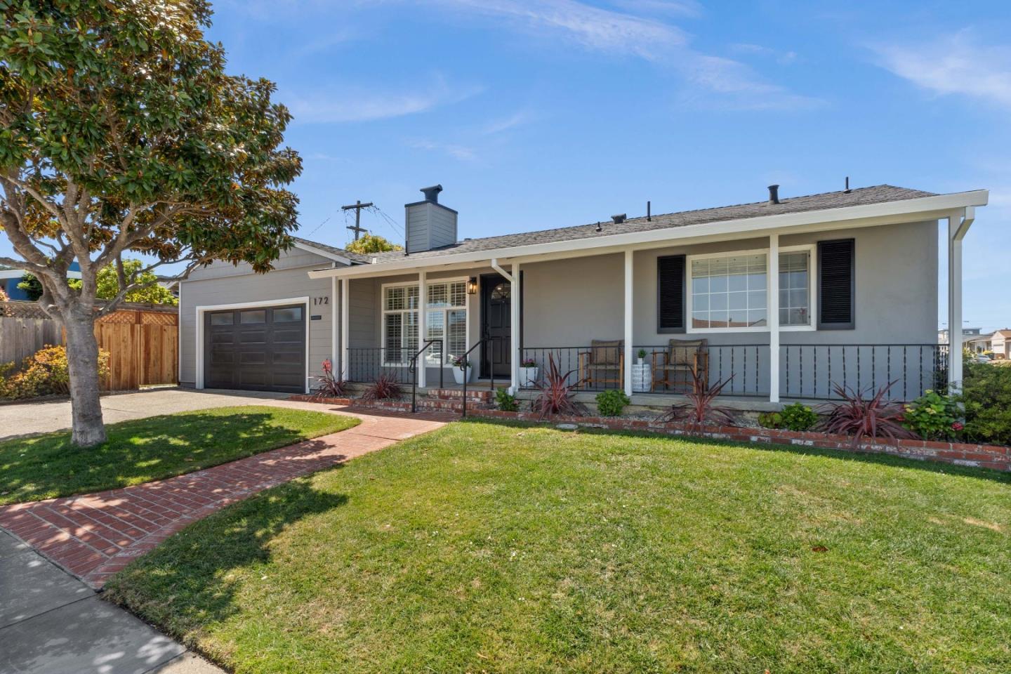 Detail Gallery Image 2 of 29 For 172 Lacrosse Ave, South San Francisco,  CA 94080 - 3 Beds | 2 Baths
