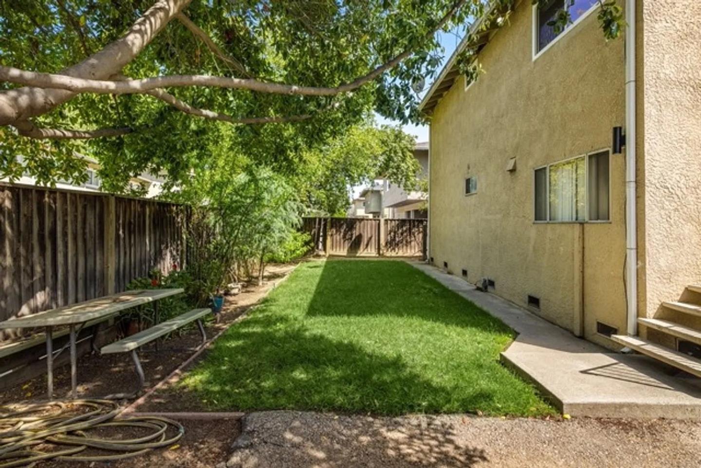 Detail Gallery Image 25 of 29 For 695 W Valley Dr, Campbell,  CA 95008 - – Beds | – Baths
