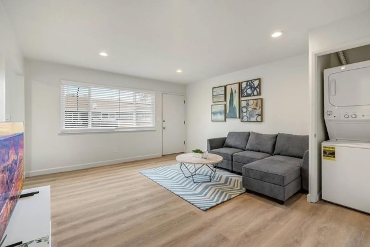 Detail Gallery Image 7 of 29 For 695 W Valley Dr, Campbell,  CA 95008 - – Beds | – Baths