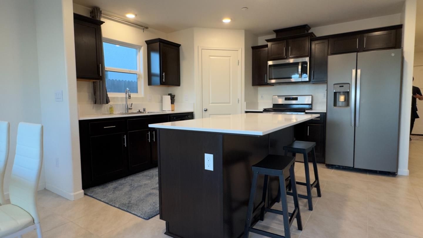 Detail Gallery Image 11 of 28 For 248 Grand Canyon Ct, Merced,  CA 95341 - 4 Beds | 2 Baths