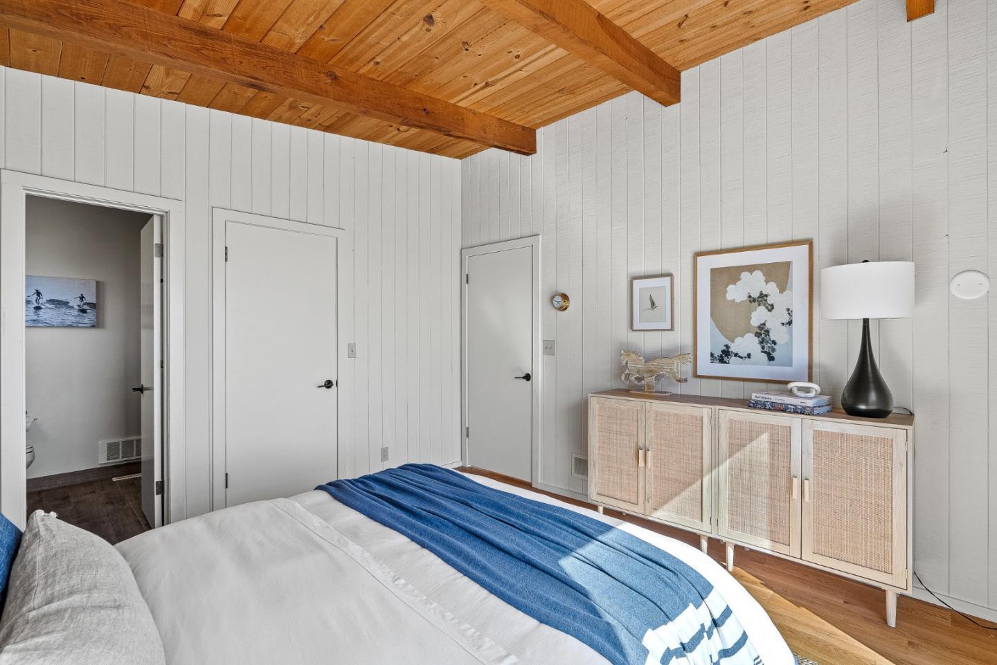Detail Gallery Image 21 of 46 For 664 Bayview Dr, Aptos,  CA 95003 - 5 Beds | 3 Baths