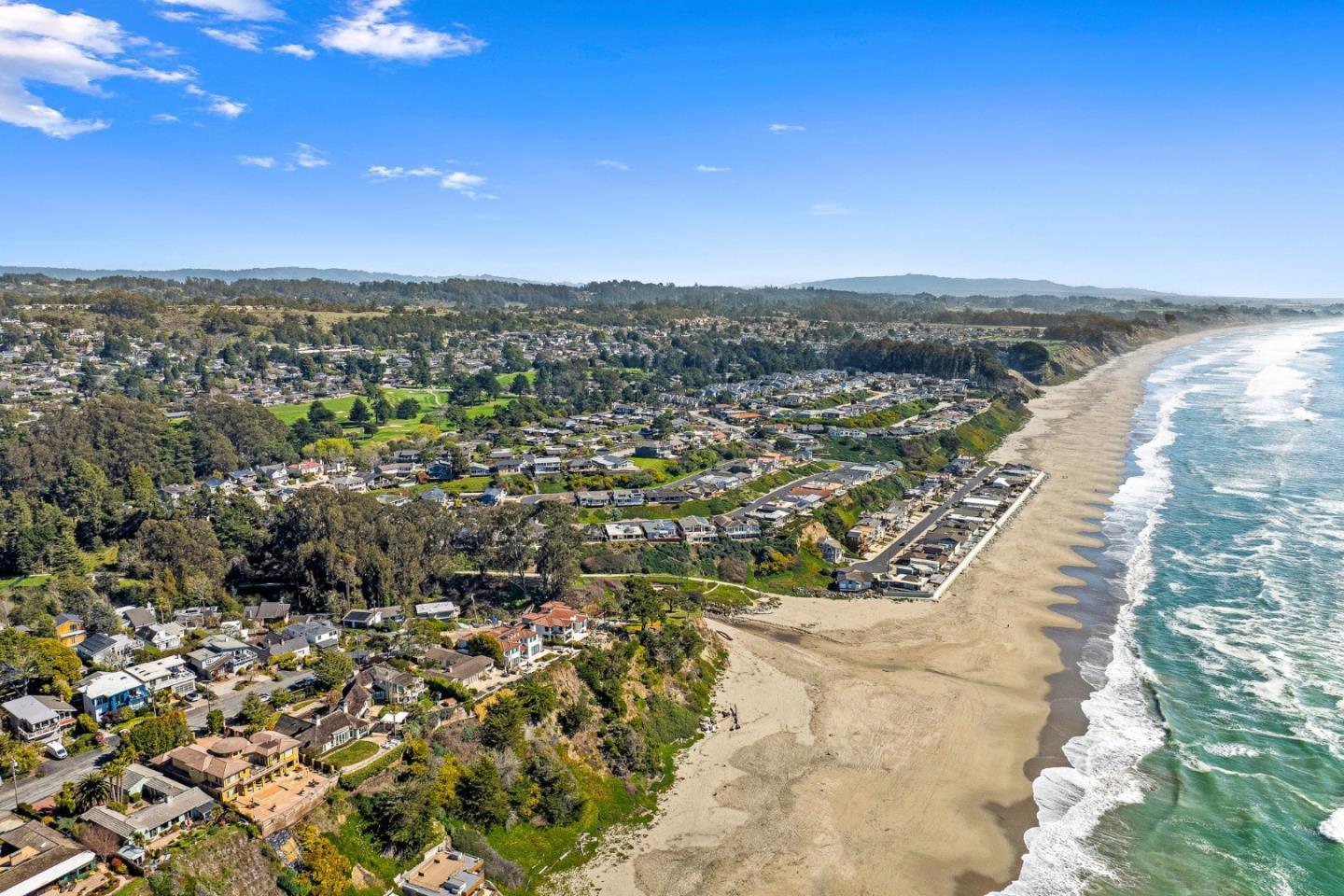 Detail Gallery Image 31 of 46 For 664 Bayview Dr, Aptos,  CA 95003 - 5 Beds | 3 Baths