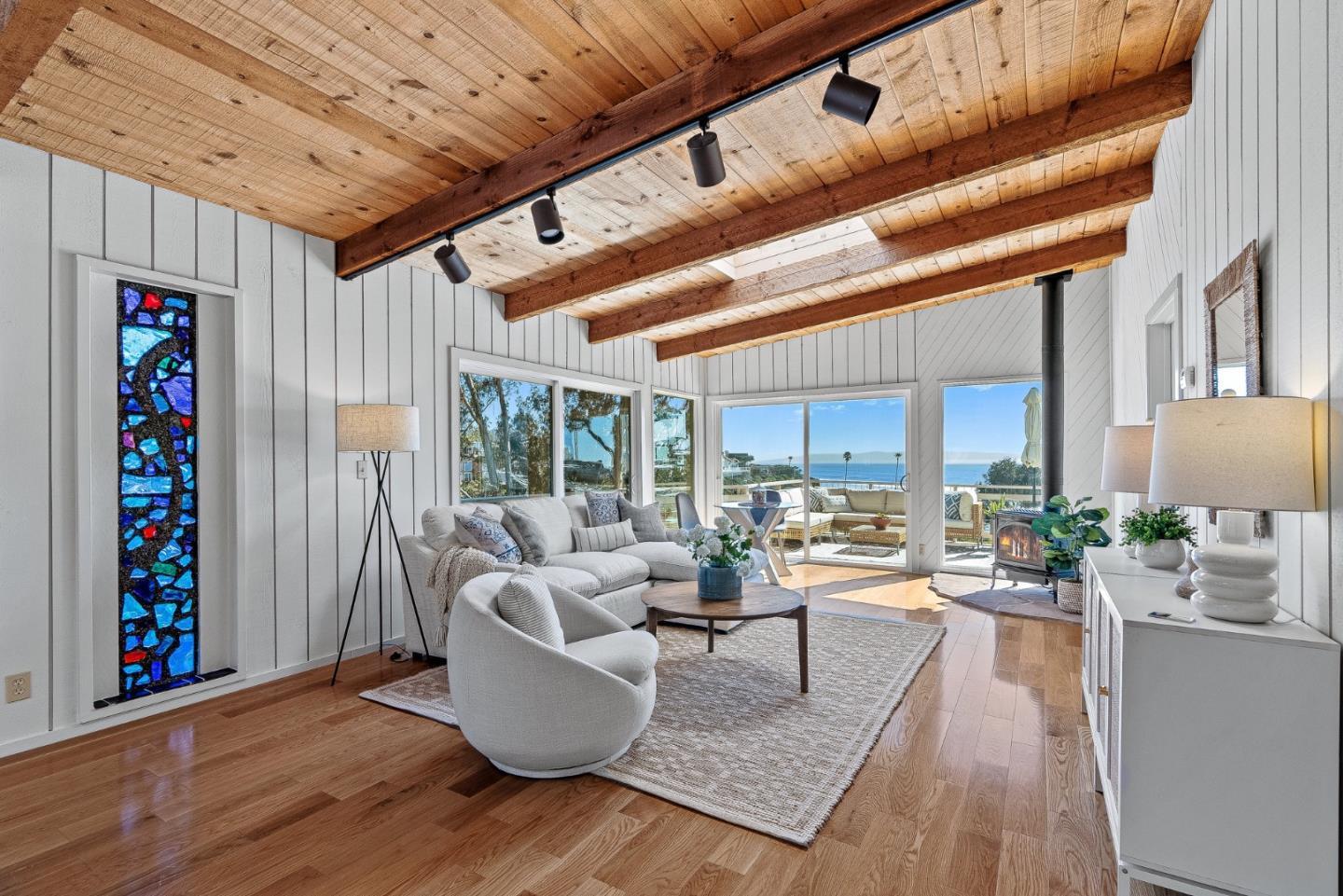 Detail Gallery Image 5 of 46 For 664 Bayview Dr, Aptos,  CA 95003 - 5 Beds | 3 Baths