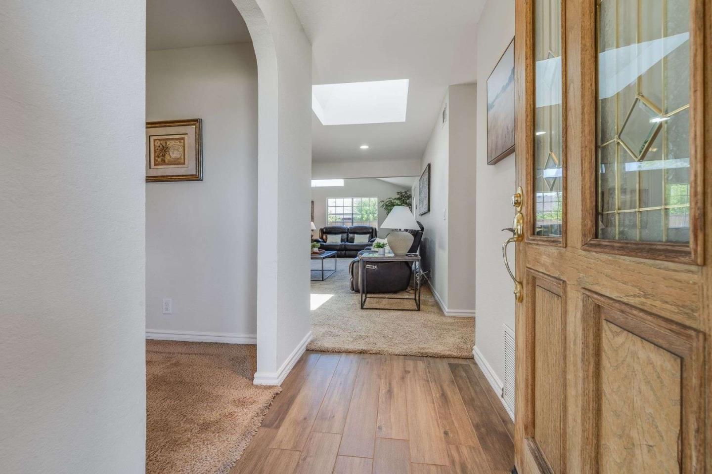 Detail Gallery Image 3 of 32 For 832 Penitencia St, Milpitas,  CA 95035 - 3 Beds | 1/1 Baths