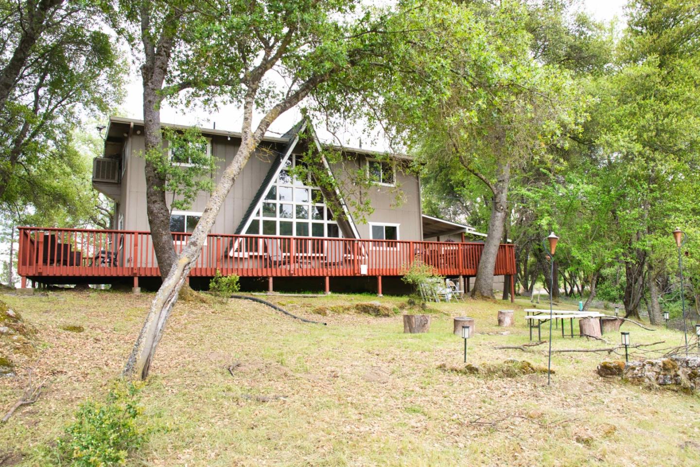 Detail Gallery Image 1 of 33 For 4540 Usona Rd, Mariposa,  CA 95338 - 3 Beds | 2/1 Baths