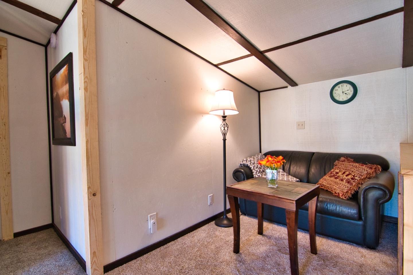 Detail Gallery Image 10 of 33 For 4540 Usona Rd, Mariposa,  CA 95338 - 3 Beds | 2/1 Baths