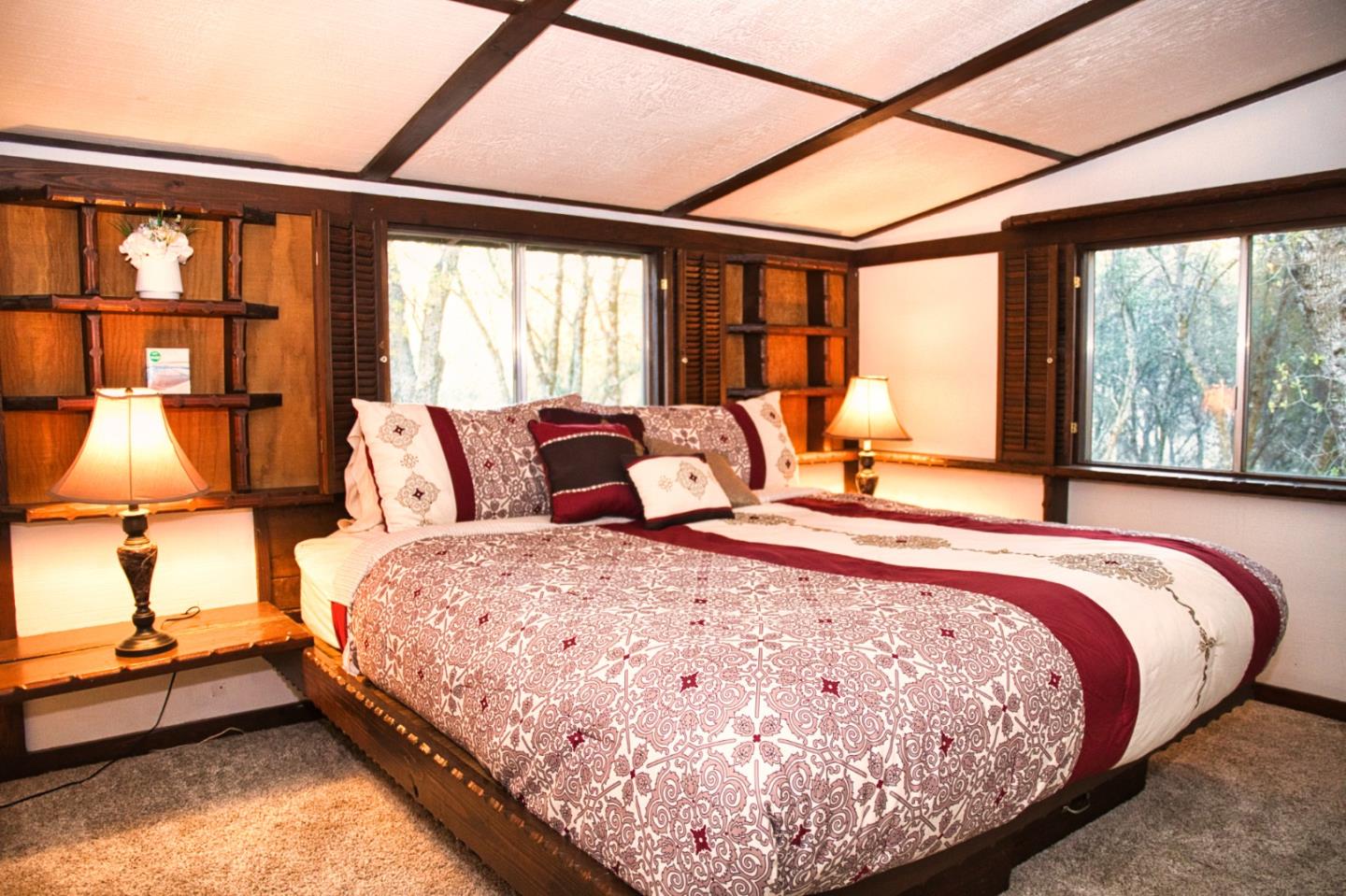 Detail Gallery Image 14 of 33 For 4540 Usona Rd, Mariposa,  CA 95338 - 3 Beds | 2/1 Baths
