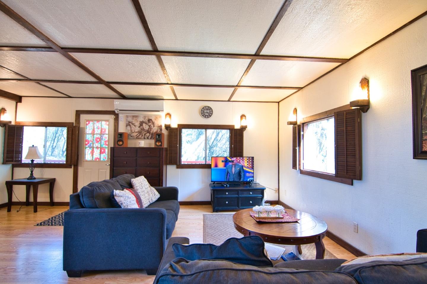 Detail Gallery Image 6 of 33 For 4540 Usona Rd, Mariposa,  CA 95338 - 3 Beds | 2/1 Baths