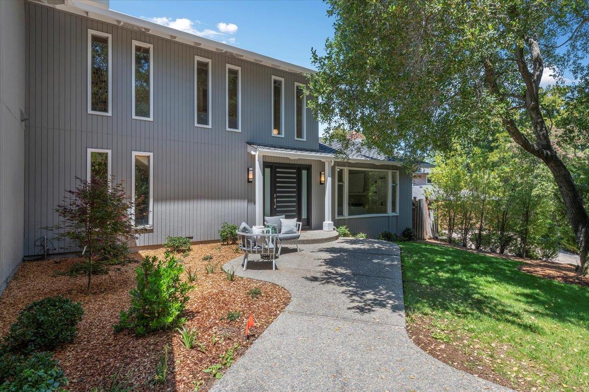 Detail Gallery Image 27 of 49 For 111 Vista Del Prado, Los Gatos,  CA 95030 - 4 Beds | 2/1 Baths