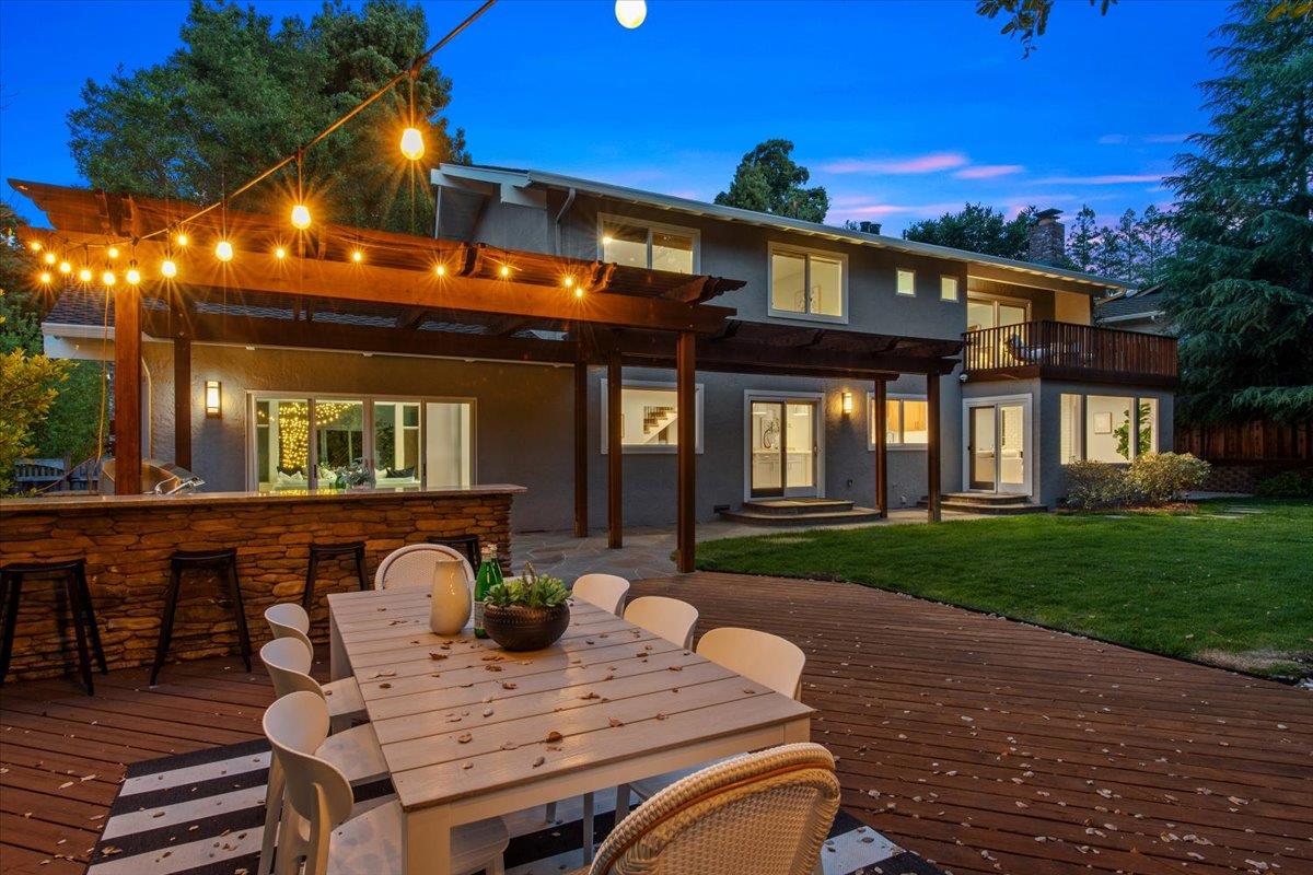 Detail Gallery Image 28 of 49 For 111 Vista Del Prado, Los Gatos,  CA 95030 - 4 Beds | 2/1 Baths