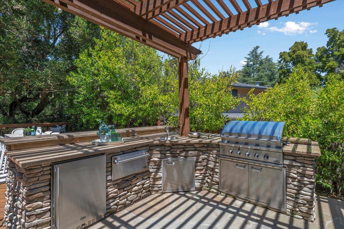 Detail Gallery Image 39 of 49 For 111 Vista Del Prado, Los Gatos,  CA 95030 - 4 Beds | 2/1 Baths