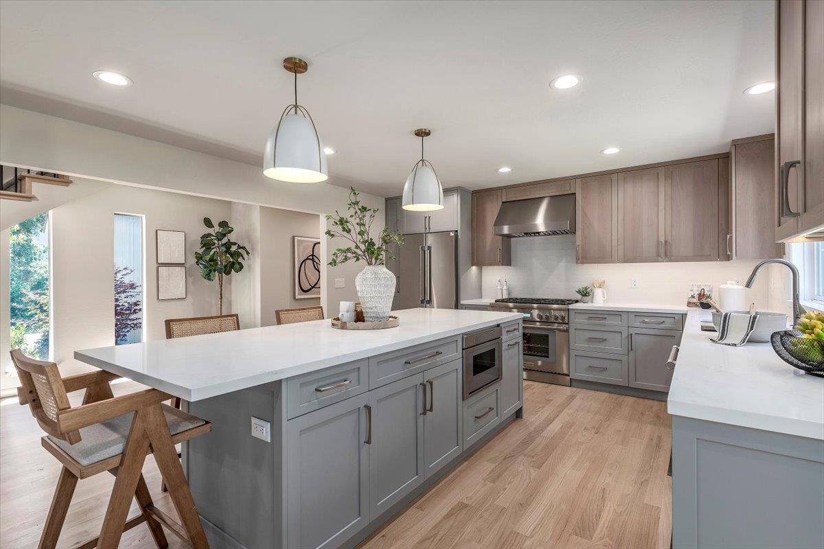 Detail Gallery Image 7 of 49 For 111 Vista Del Prado, Los Gatos,  CA 95030 - 4 Beds | 2/1 Baths
