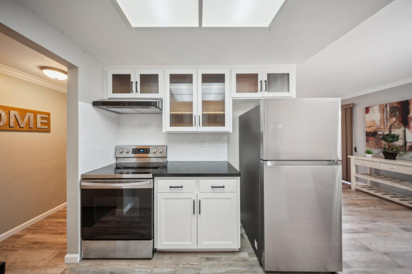 Detail Gallery Image 2 of 15 For 550 Toyon Ave #4,  San Jose,  CA 95127 - 2 Beds | 2 Baths