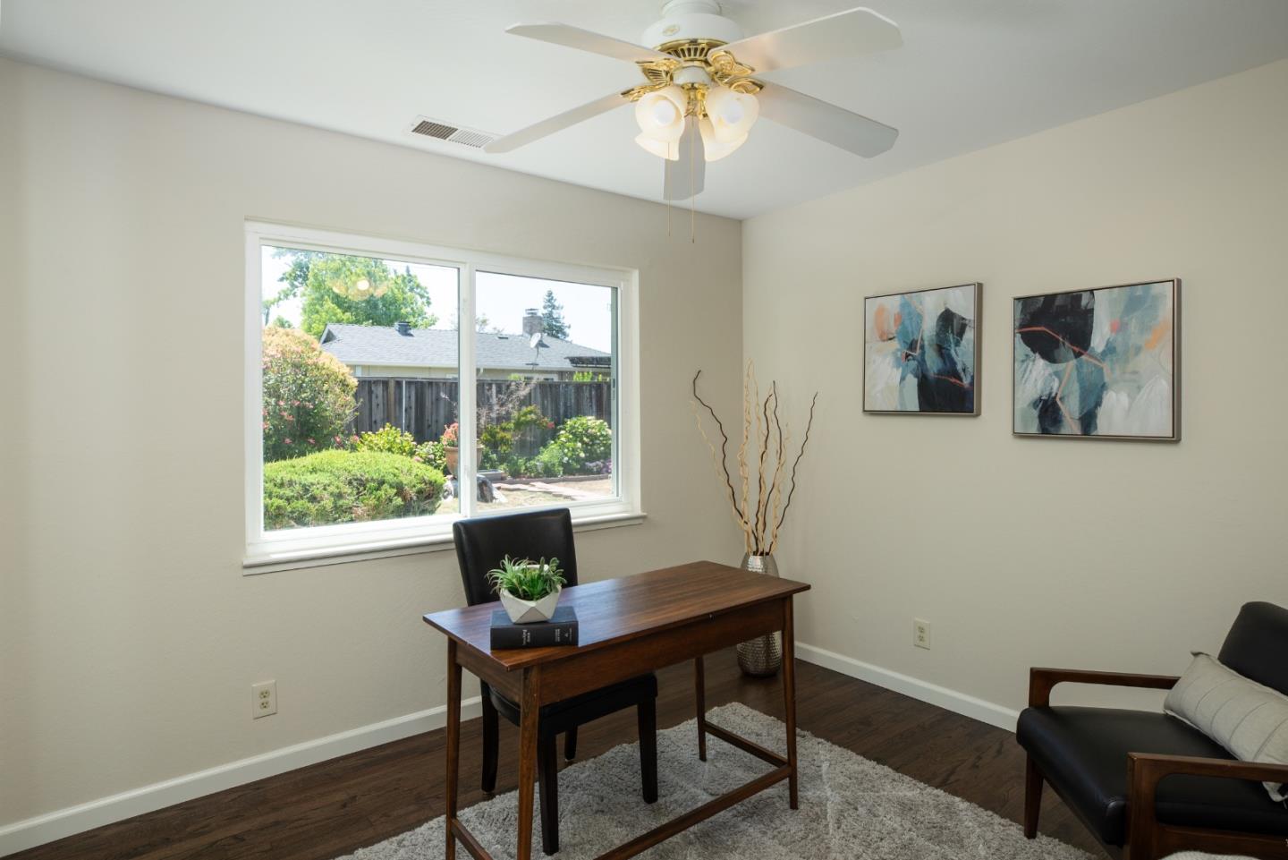 Detail Gallery Image 7 of 20 For 2927 La Jolla Ave, San Jose,  CA 95124 - 3 Beds | 2 Baths