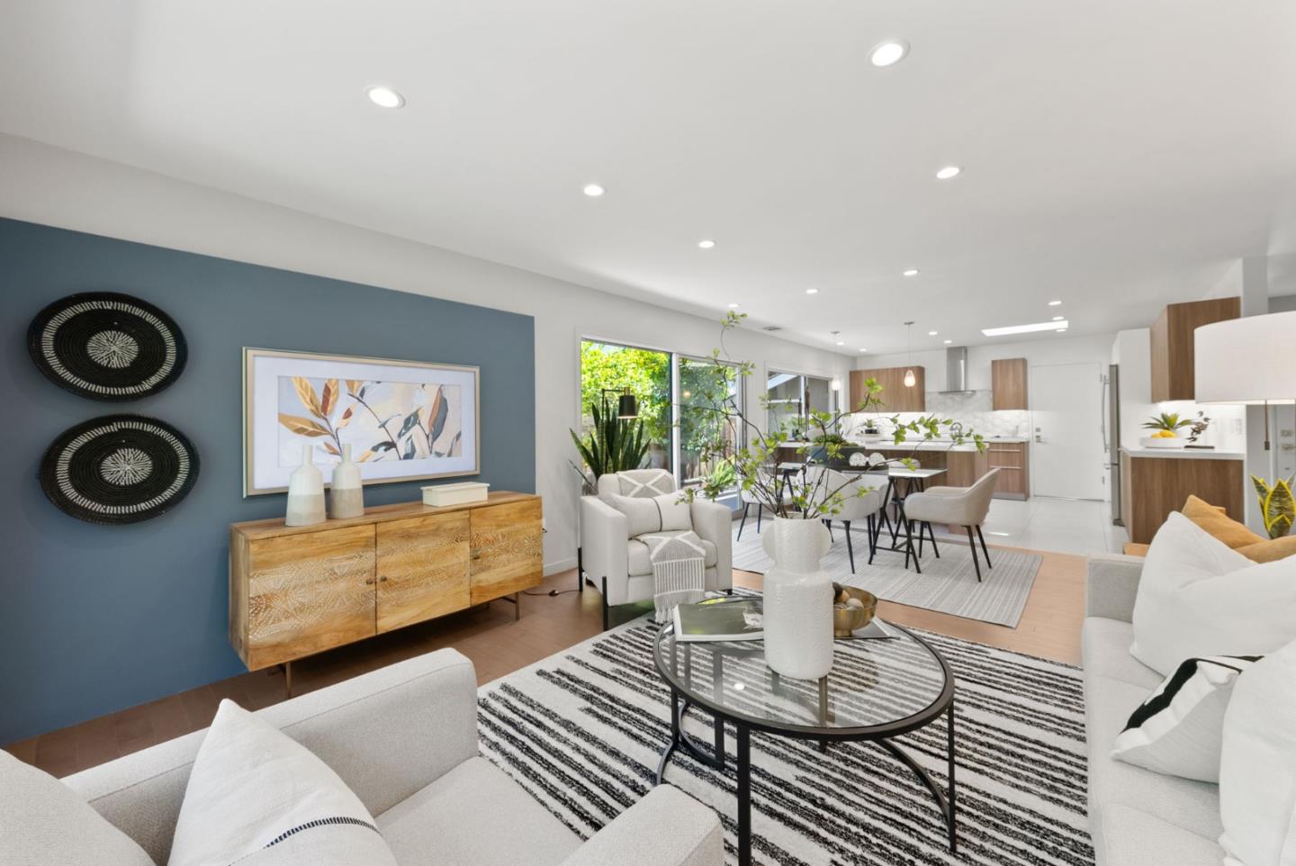 Detail Gallery Image 11 of 59 For 971 Delbert Way, San Jose,  CA 95126 - 3 Beds | 2 Baths