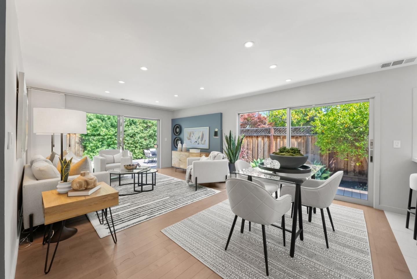 Detail Gallery Image 12 of 59 For 971 Delbert Way, San Jose,  CA 95126 - 3 Beds | 2 Baths