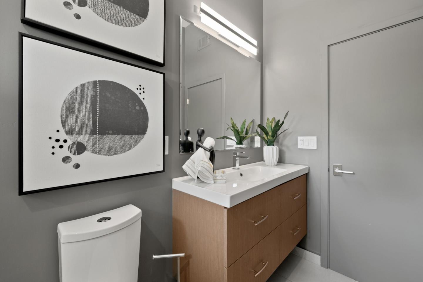 Detail Gallery Image 24 of 59 For 971 Delbert Way, San Jose,  CA 95126 - 3 Beds | 2 Baths