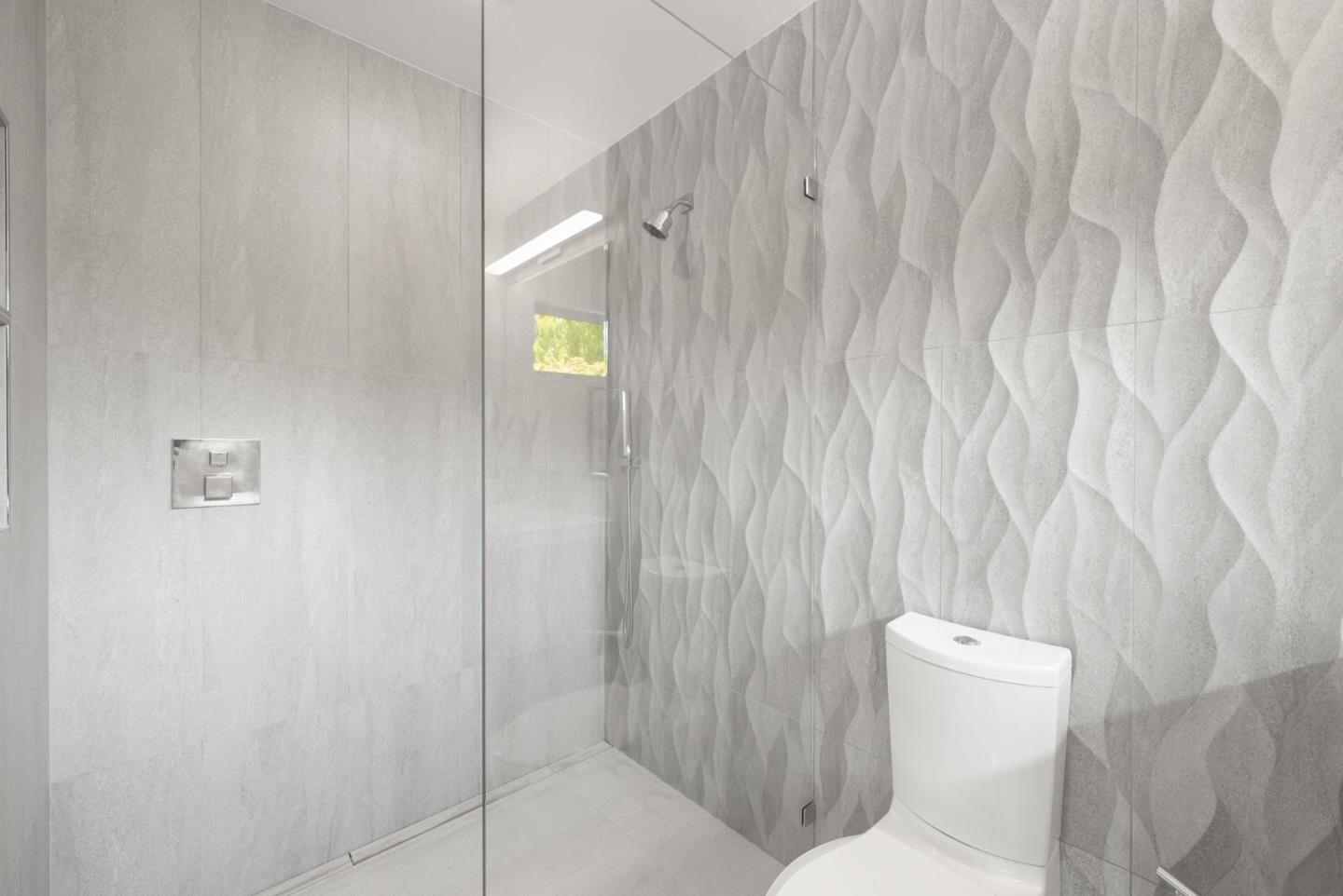 Detail Gallery Image 32 of 59 For 971 Delbert Way, San Jose,  CA 95126 - 3 Beds | 2 Baths