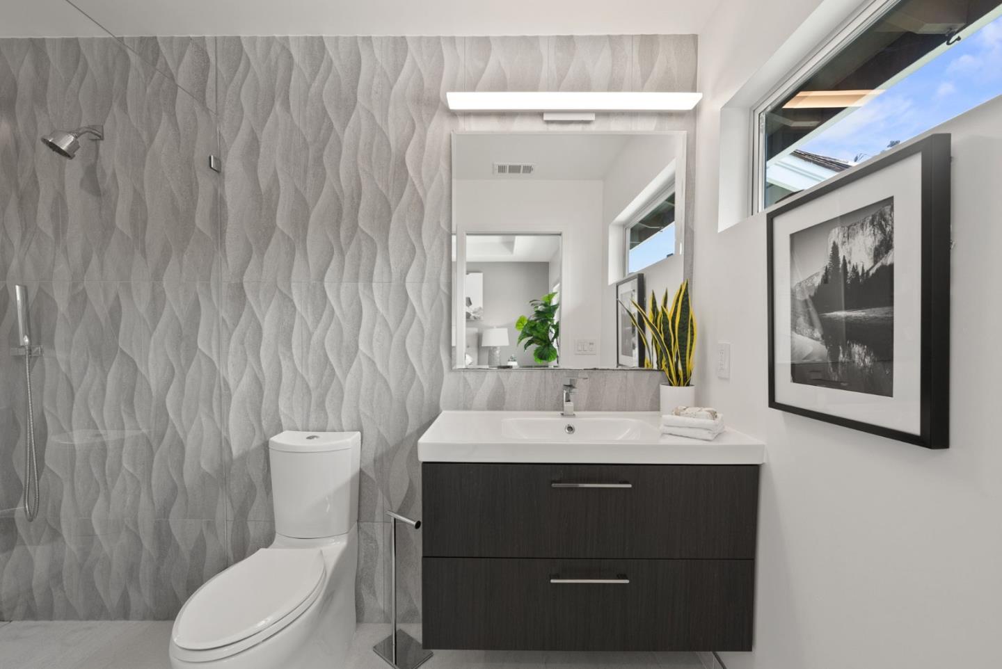 Detail Gallery Image 34 of 59 For 971 Delbert Way, San Jose,  CA 95126 - 3 Beds | 2 Baths