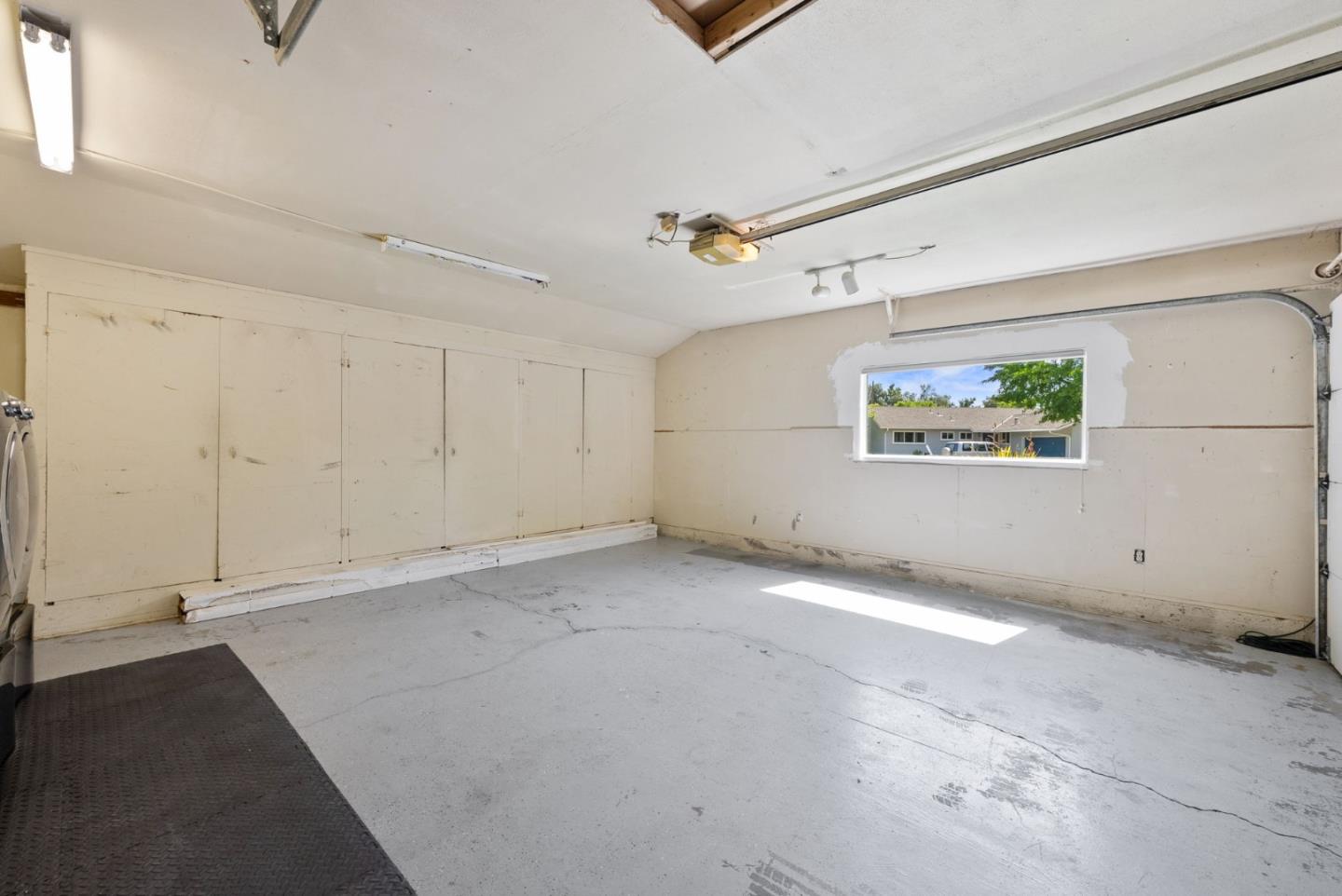 Detail Gallery Image 43 of 59 For 971 Delbert Way, San Jose,  CA 95126 - 3 Beds | 2 Baths
