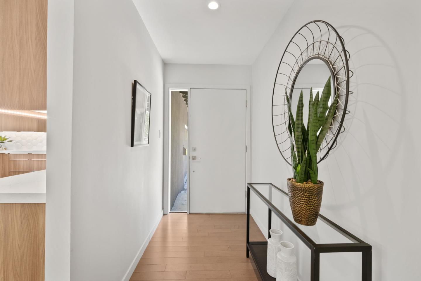 Detail Gallery Image 6 of 59 For 971 Delbert Way, San Jose,  CA 95126 - 3 Beds | 2 Baths